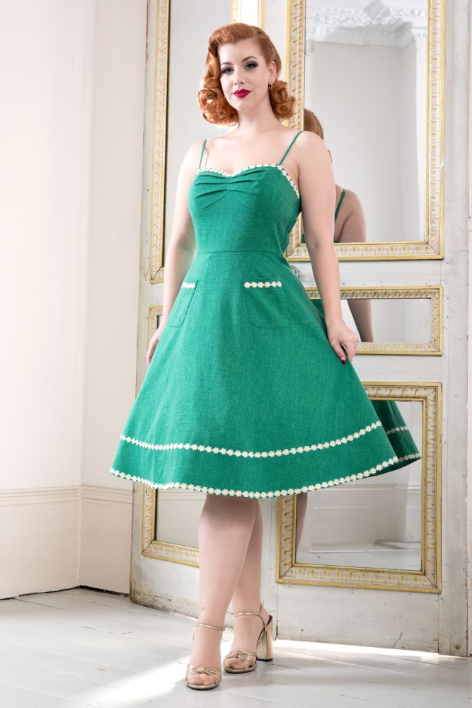 Green Sweetheart Neckline Flare Dress