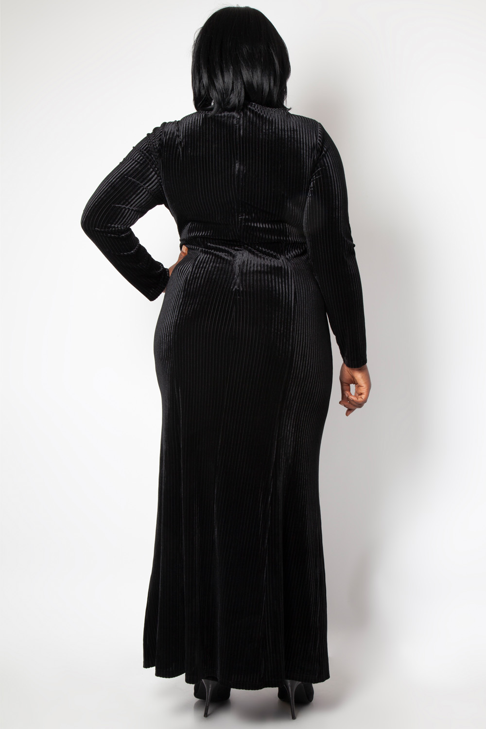 Curve Vixen Morticia Black Gown