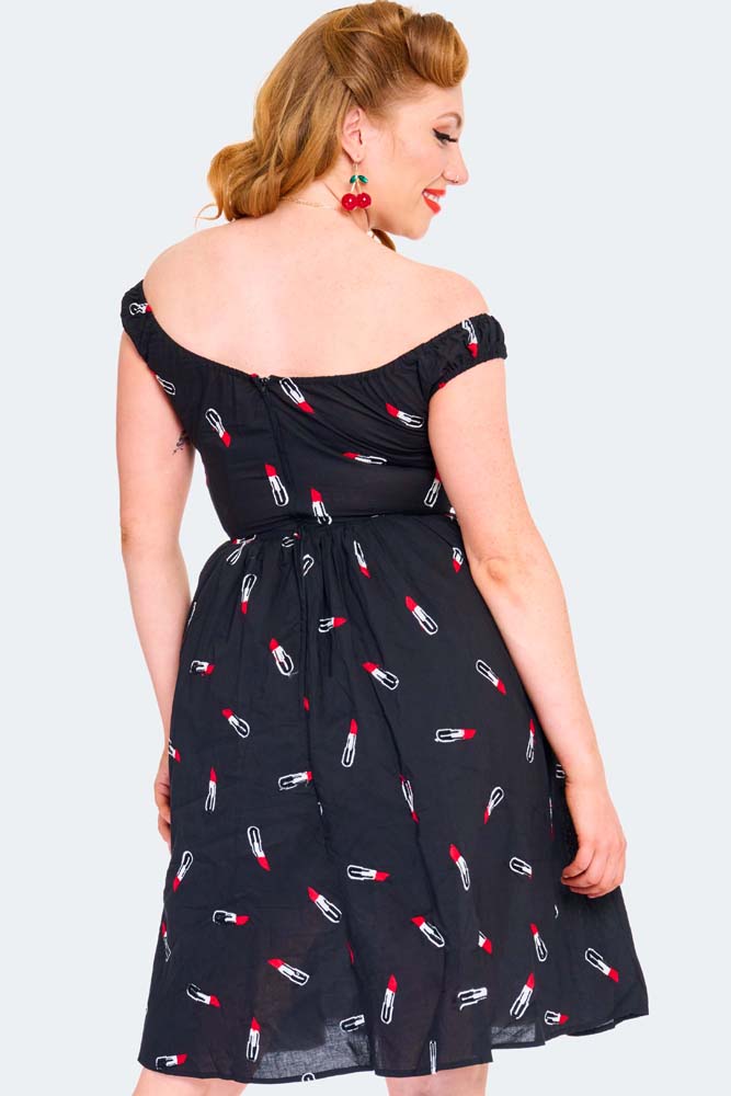 Delia Lipstick Emboidery Flared Dress